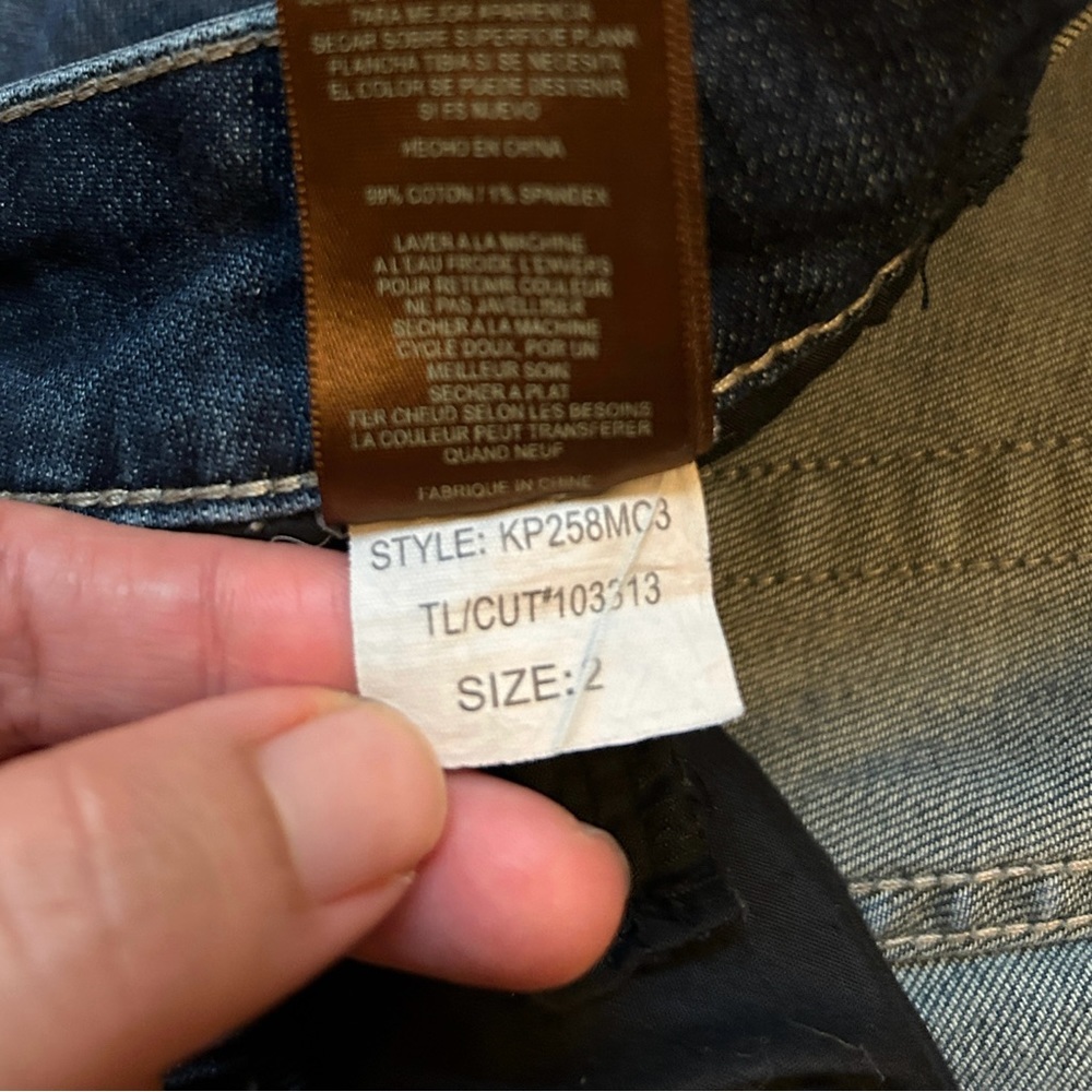 ✨SOLD✨KUT FROM THE KLOTH Women’s 2 Bootcut Mid Rise Jeans - Picture 14 of 14